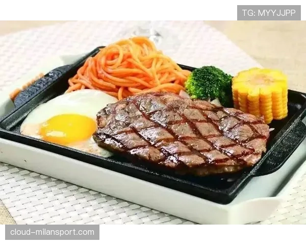 杨力维家的冰箱里塞满蛋白粉，连饮料都是按克算的